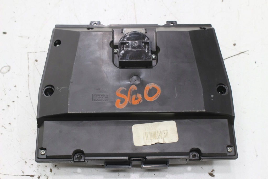 фото №6, Панель кондиционера 31398588 volvo s60 ii