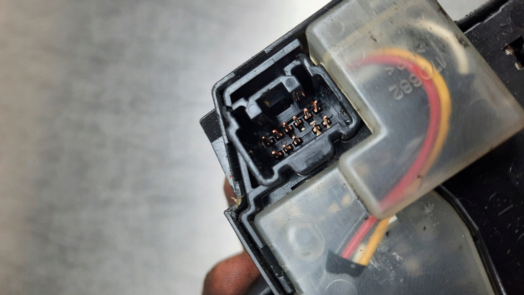 фото №6, Переключатель поворотники 17d682 mazda 3 i 03-09r