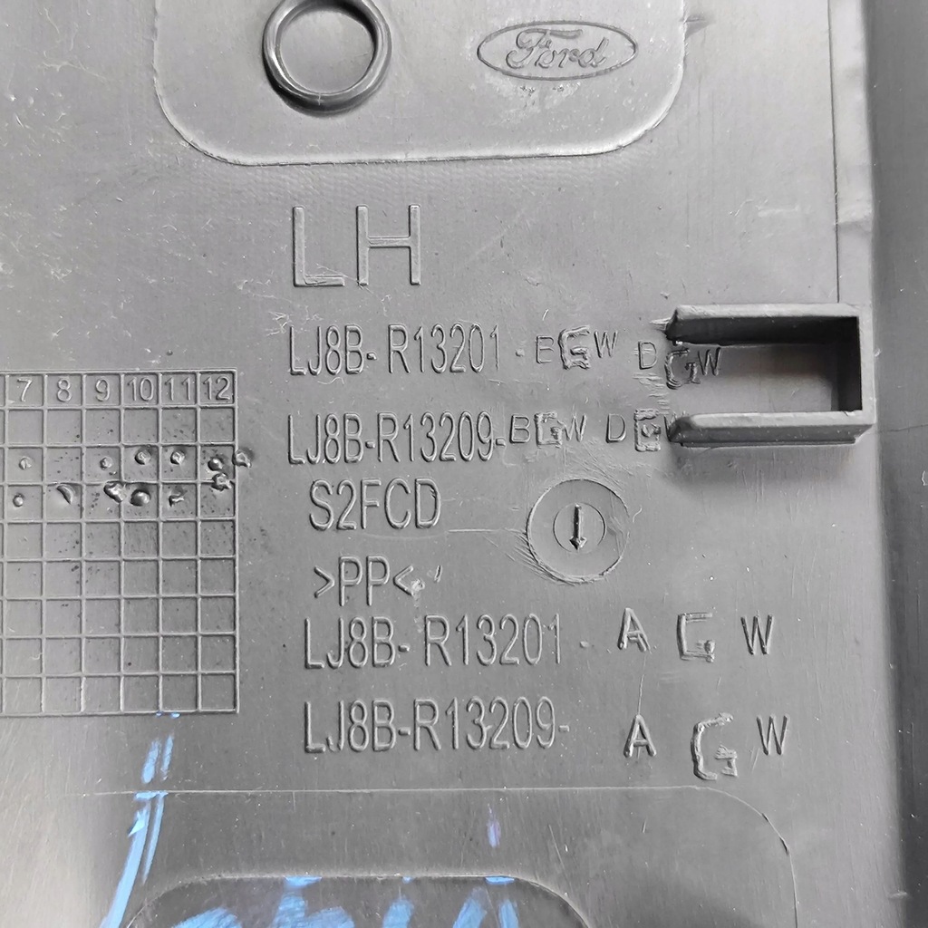 фото №6, Ford mustang mach-e 2022 ліва сторона захист стійка скло передньої / a