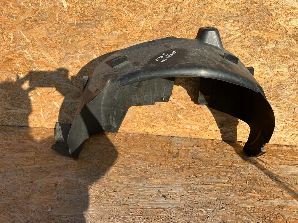 фото №1, Peugeot 2008 i подкрылок правое задняя задние 967881368a