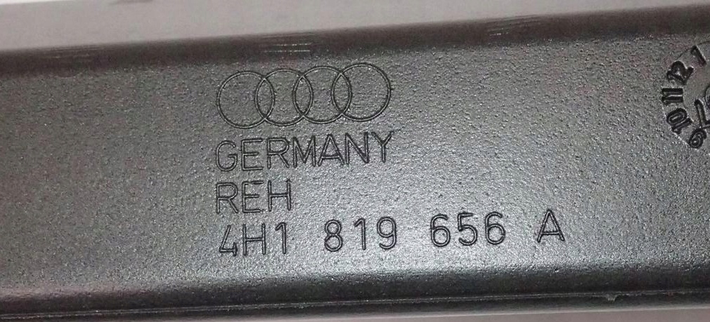 фото №11, Впуск канал повітря audi a8 s8 d4 4h1819656a