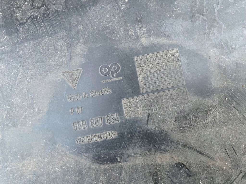 фото №5, Бампер задня задній спойлер porsche macan 95b гарний