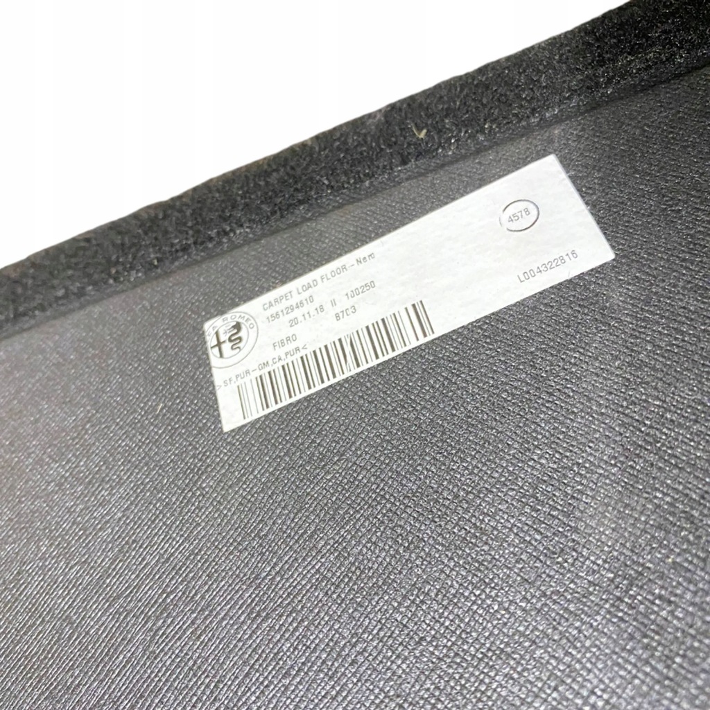 фото №9, Alfa romeo stelvio 2019 обшивка