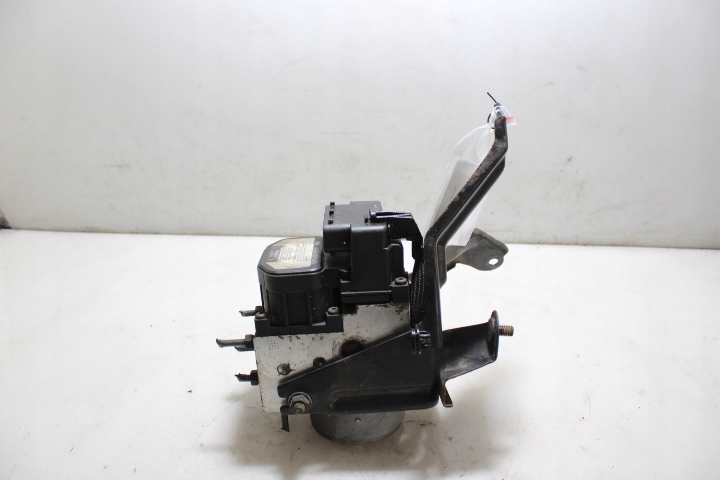 фото №1, Насос abs toyota corolla ix e12 1.6 16v