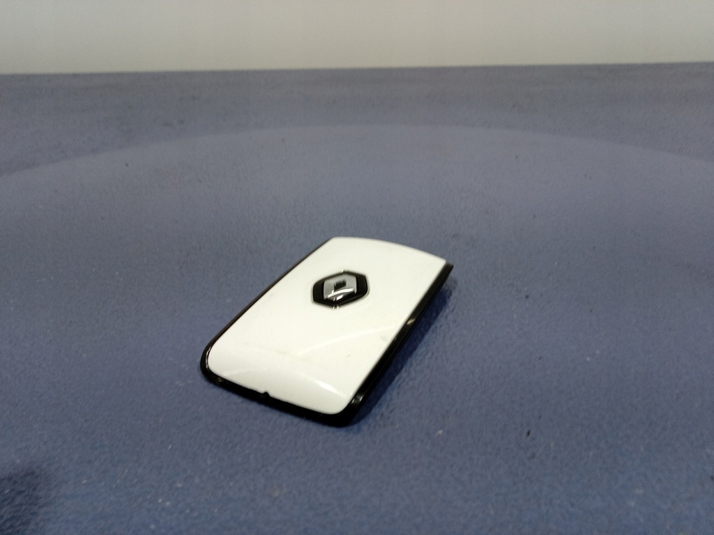 фото №1, Renault clio v 19- ключ pilot карта