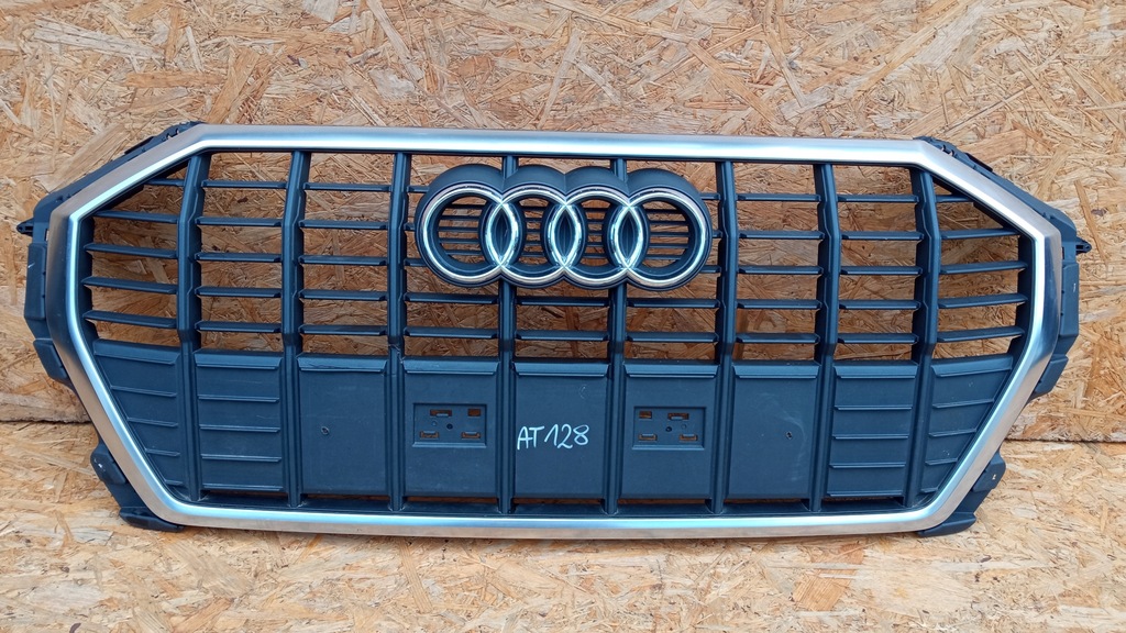 фото №1, Audi q3 ii 83a 18- решётка радиатора решётка решётка радиатора