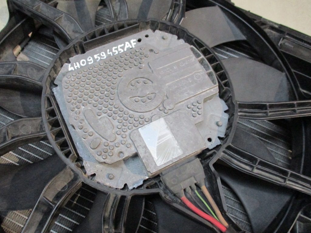 A5 8t a4 s4 11-16 3.0 tfsi вентилятори радіатор Зі Шроту