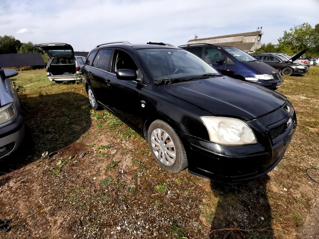 Toyota avensis коробка предохранителей 2005 2.2l 82641ca818f 82641-ca818-f, в Украине
