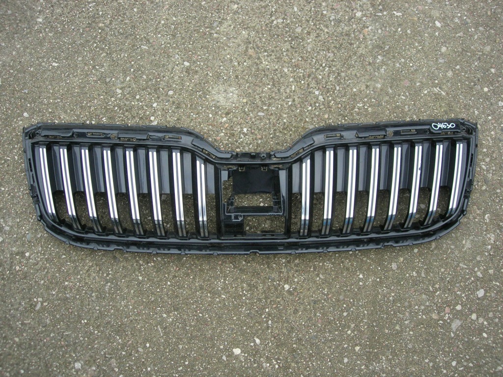 фото №1, Решётка радиатора решётка радиатора skoda superb iii 3v0853653g 653k
