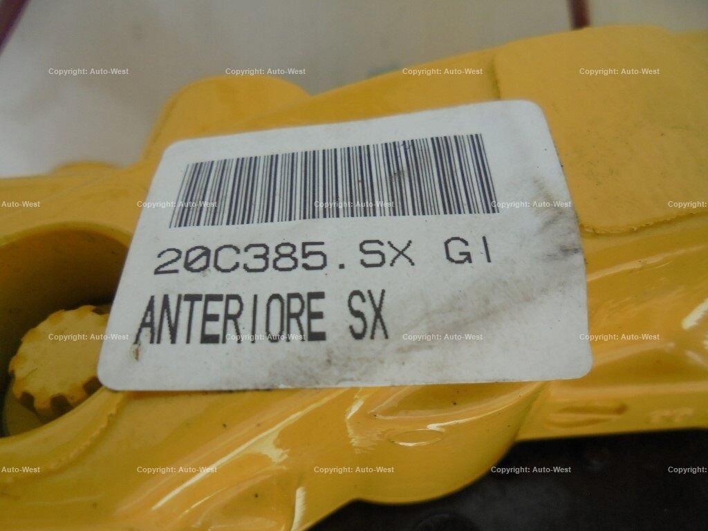 фото №8, Ferrari 488 суппорт тормозной левый перед с колодки