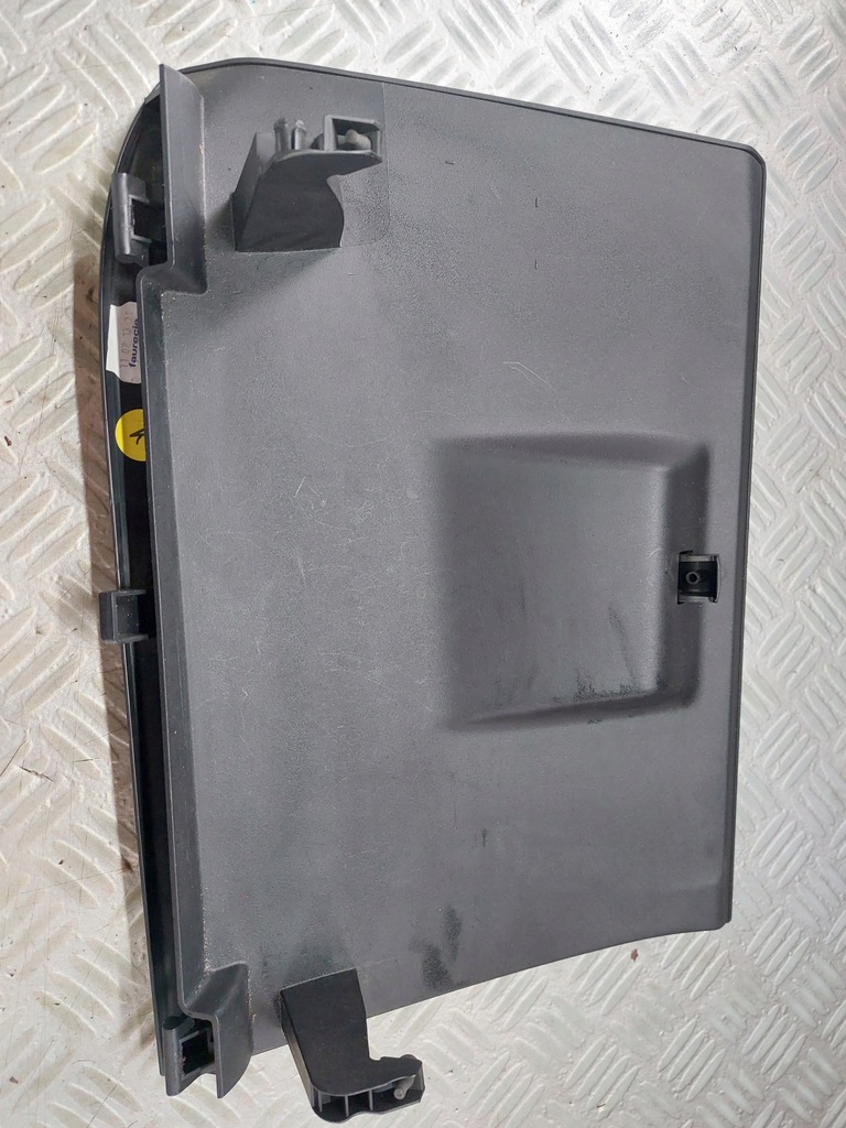 фото №4, Бардачок панелі пасажира c-elysee peugeot 301