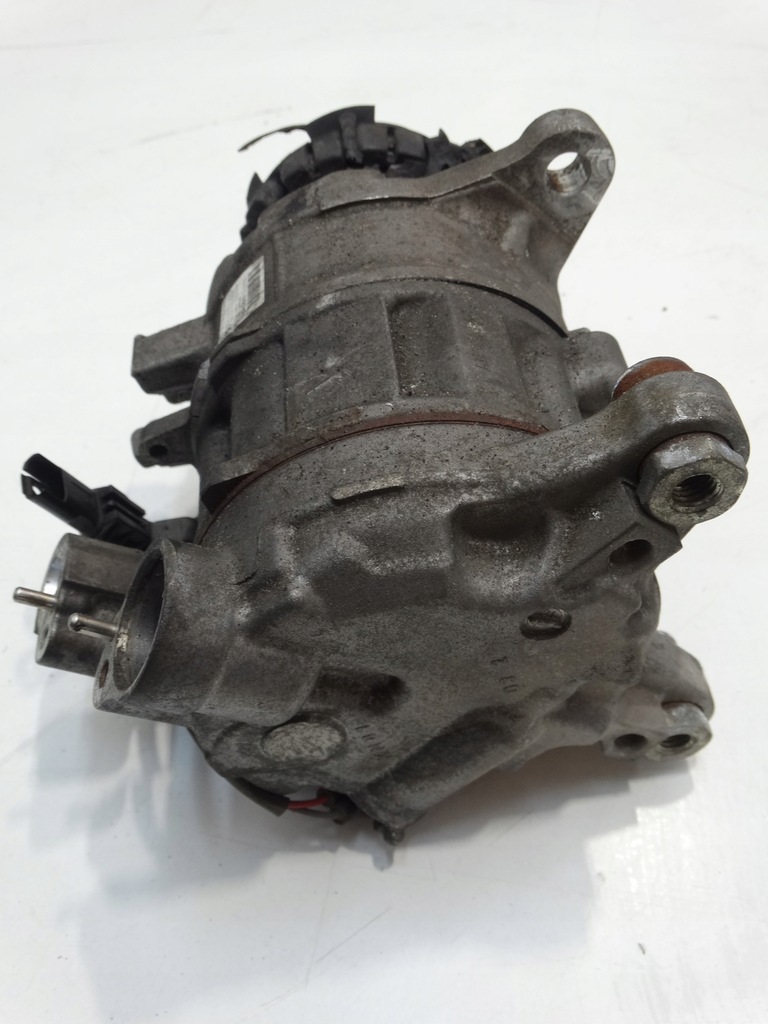 фото №7, Компрессор кондиционера bmw 1 f20 2.0d 2013r. denso 9223695