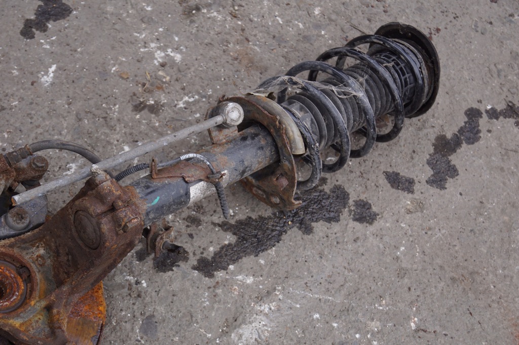 фото №12, Поворотний кулак правий перед peugeot 2008 i 1.2