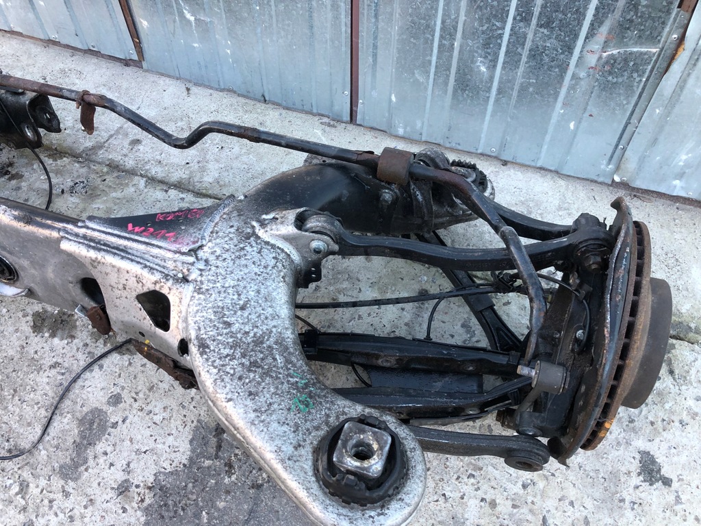 фото №5, Балка подвеска задняя комплект mercedes w211 kombi