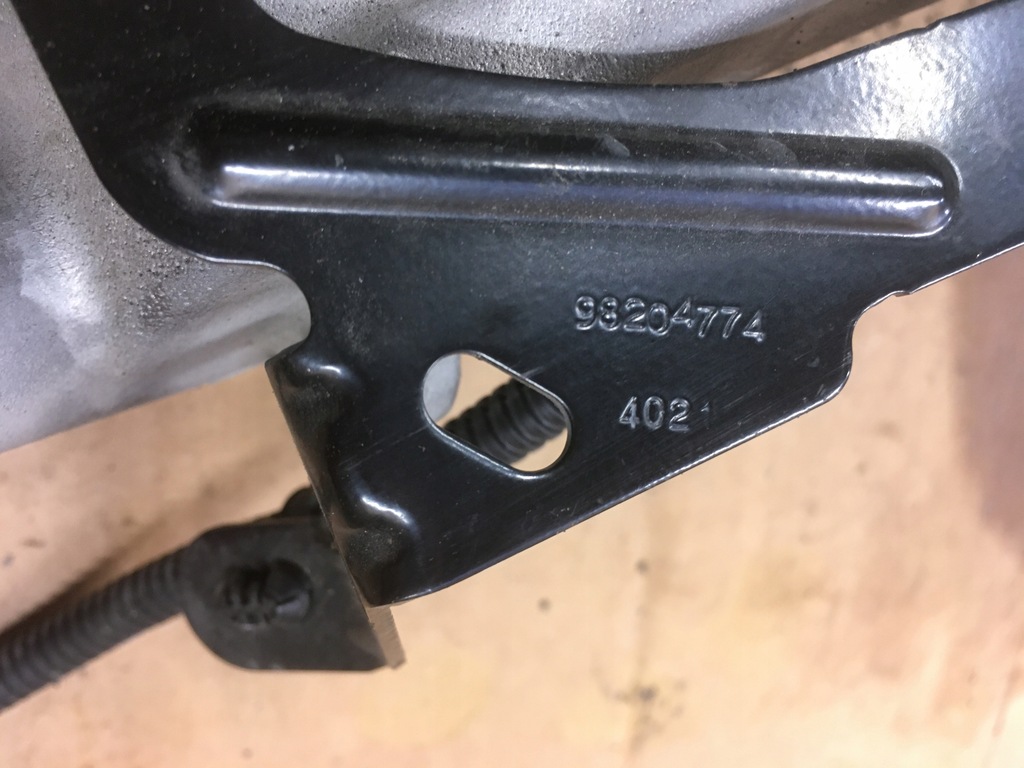 фото №9, Кронштейн кронштейн подвеска перед ds7 crosback 9802163080