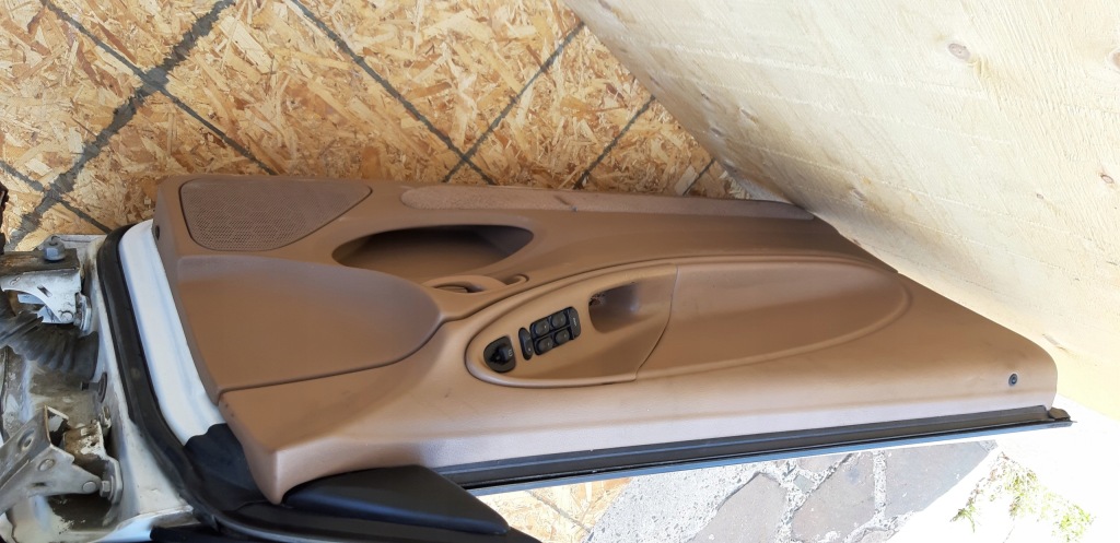 фото №4, Двері ford mustang 93-04r