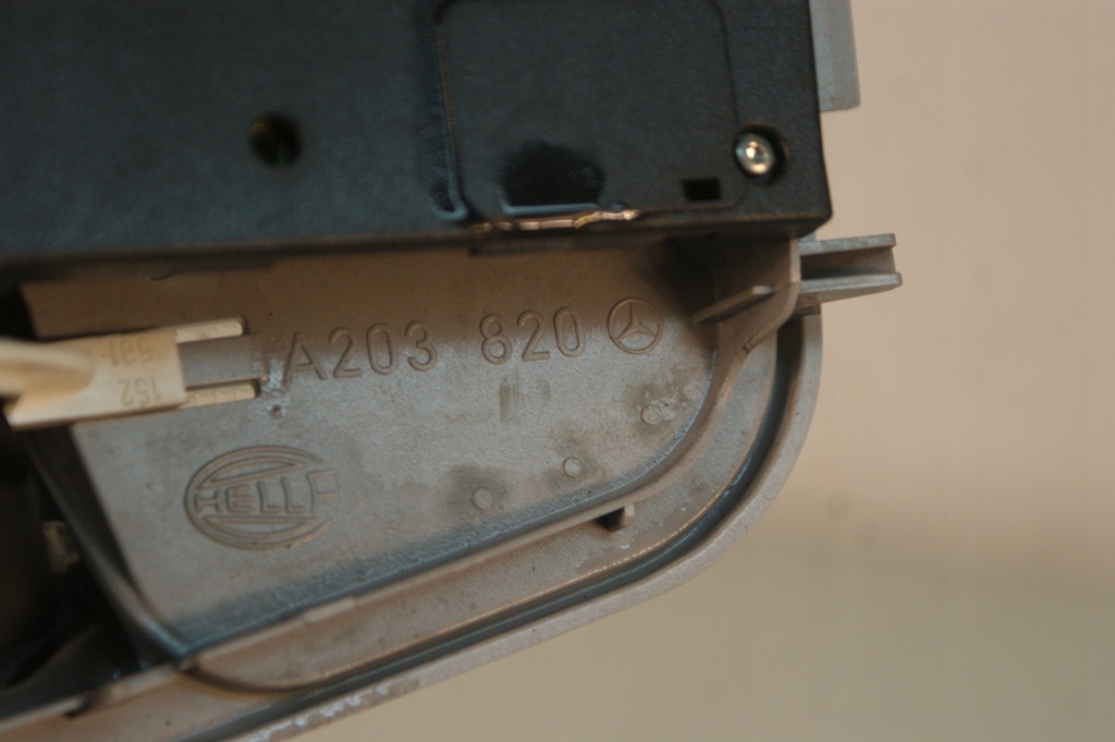 фото №12, Лампа кабины потолочный mercedes w203 a2038204601