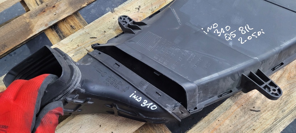 фото №7, Впуск воздуха audi q5 09-17 vag 8r0129739a