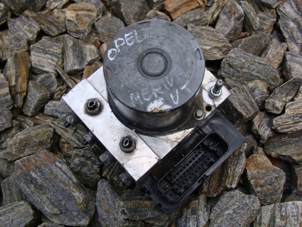 Купити Насос abs esp opel meriva b 13354301 ab6 0265950820 !