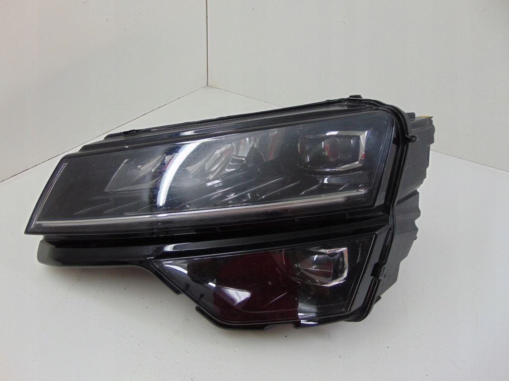 фото №1, Skoda karoq лампа левая full led 57b941015b