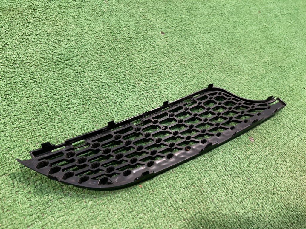 Mercedes cla w117 решітка решітка ліва нижня a1178880960 Ціна