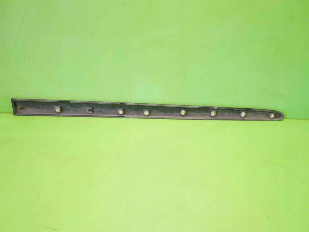 фото №11, Молдинг дверь левая перед 4a kia carnival i 5d 99-01