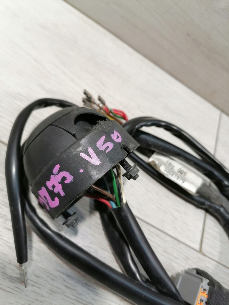 фото №7, Volvo v50 электропроводка hak 30681979