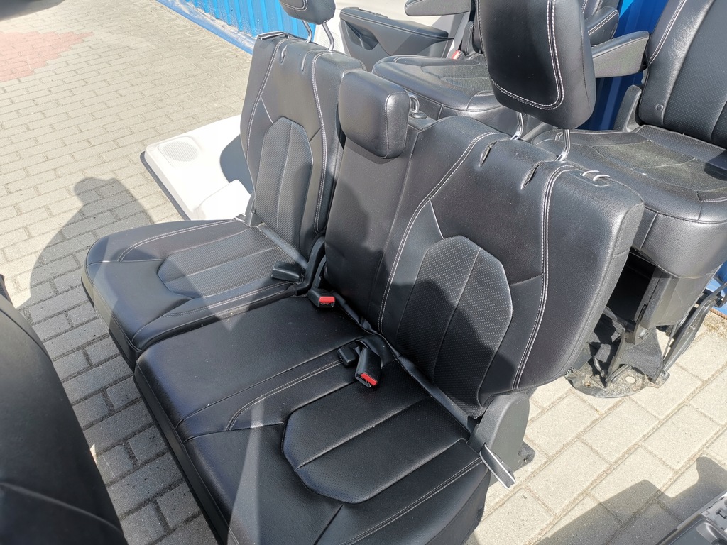 фото №9, Chrysler pacifica ii lift комплект сидений обшивки 7 человек