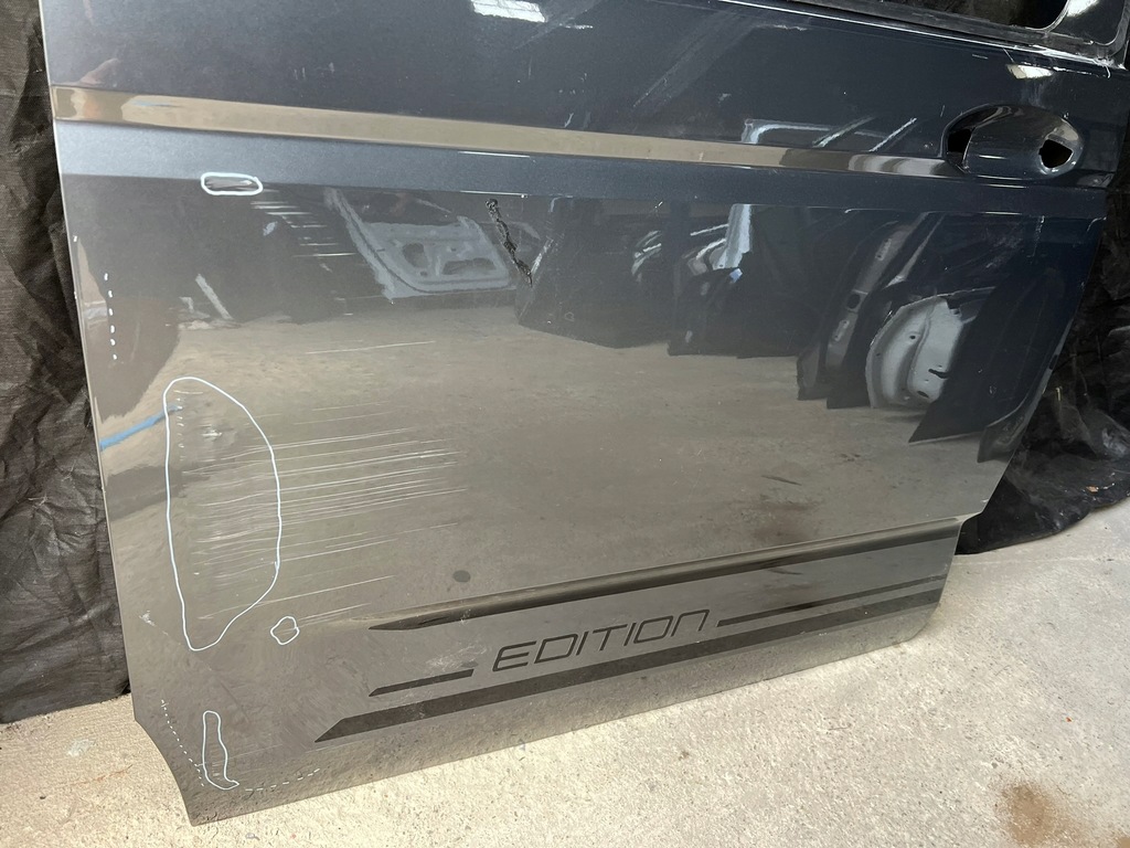 фото №13, Дверь transporter t7 задняя bok правый задние правое