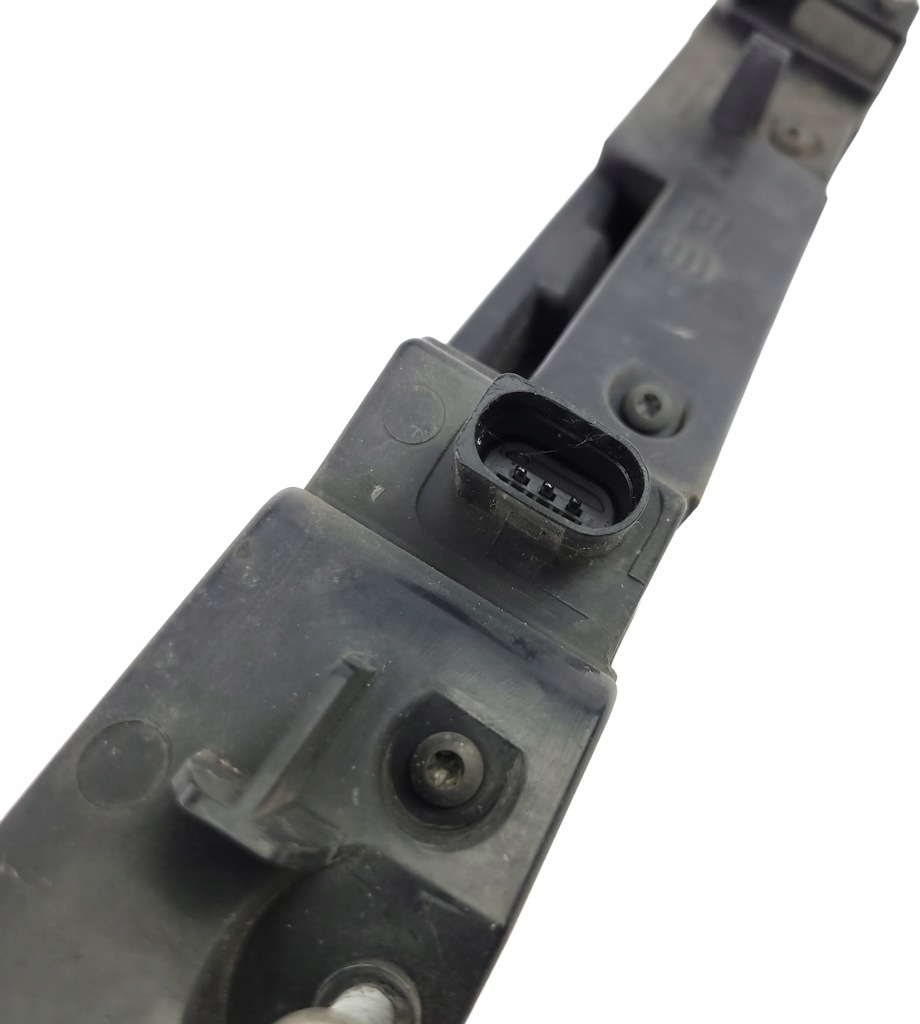 фото №11, Audi a6 c6 s6 led лампа свет бампера drl правый перед 4f0941068a