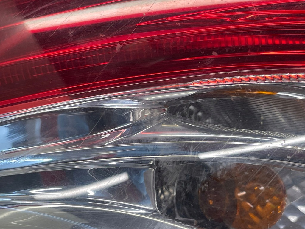 фото №13, Peugeot 208 2013 левая сторона лампа задняя