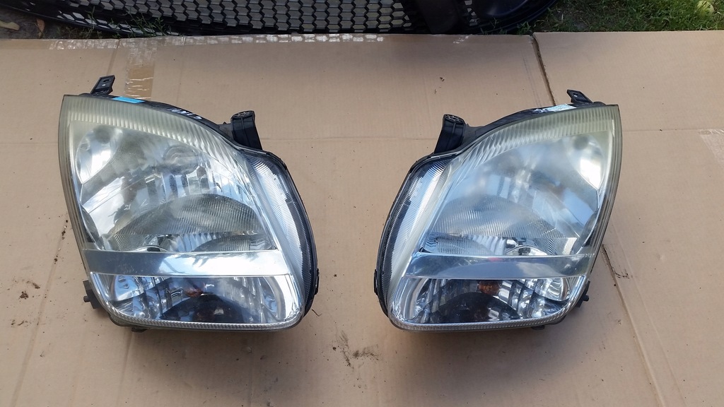 фото №1, Suzuki ignis 03-07 лампа l /p перед eu 35100-86g10