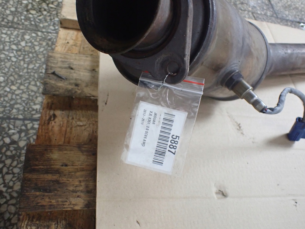 фото №9, Труба каталізатор правий jaguar xj x351 long europa dw93-5e212-cc 5887