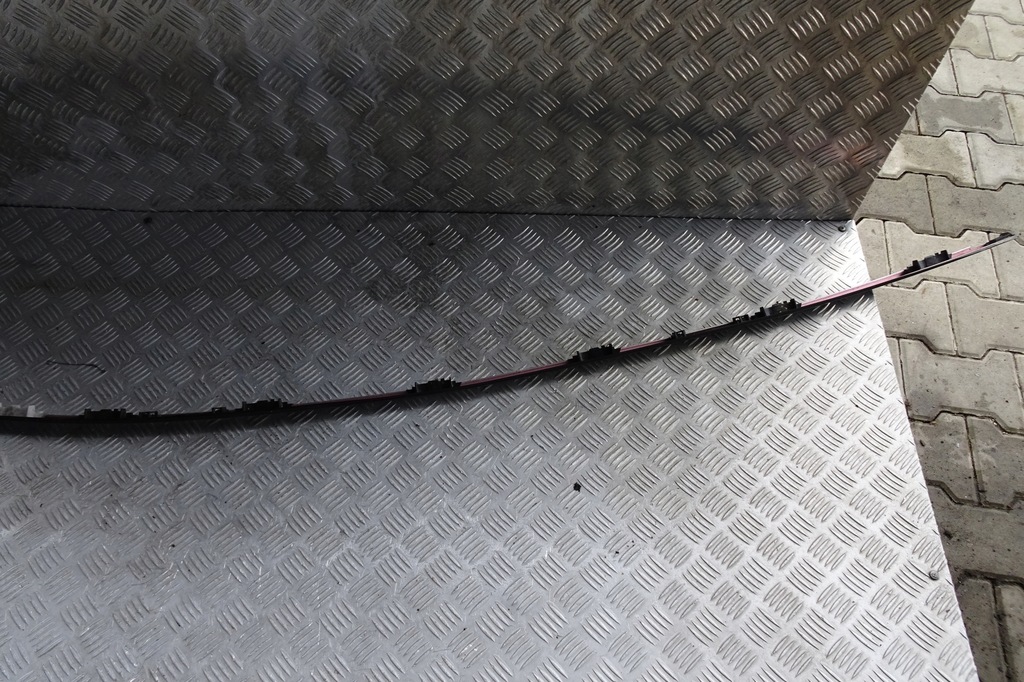 фото №5, Mercedes w176 молдинг кровельная левая