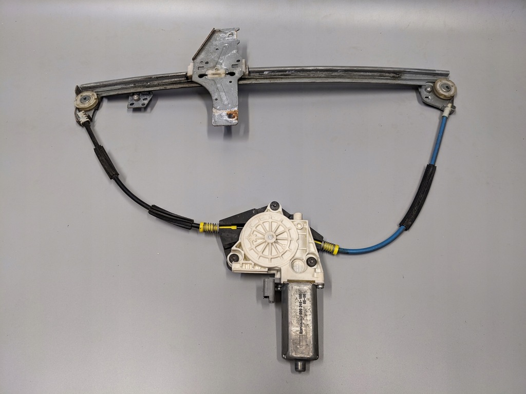 фото №1, Подъемник перед правый peugeot 307 0130822021