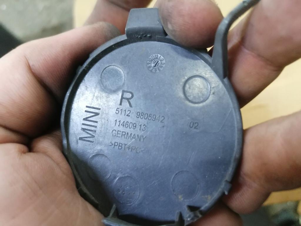 фото №2, Заглушка бампера задня rh mini countryman r60