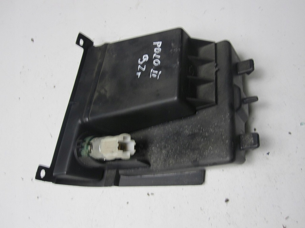 фото №7, Бардачок с прикуриватель vw polo ii 92r