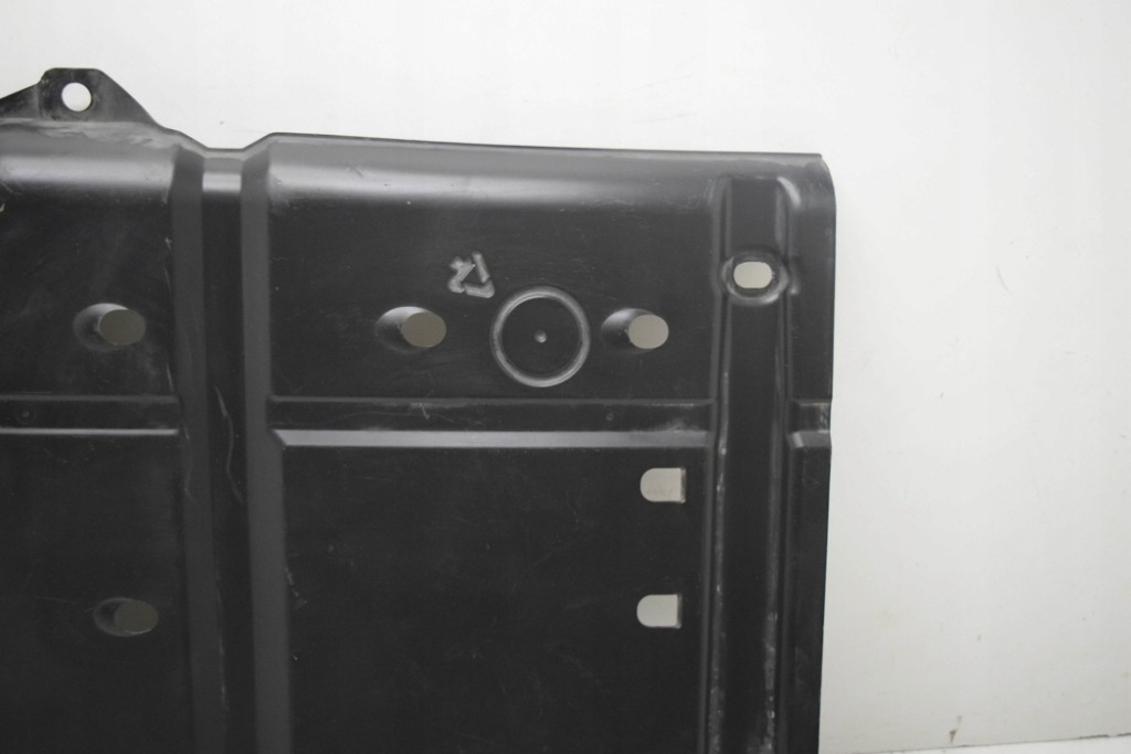 Задня середня захист підвіска lexus rx _l2_ 7764148100 3.5l hybrid 230kw Ціна