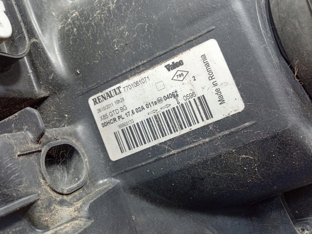 фото №8, Renault clio iii фара левый перед лампа передняя 7701061071