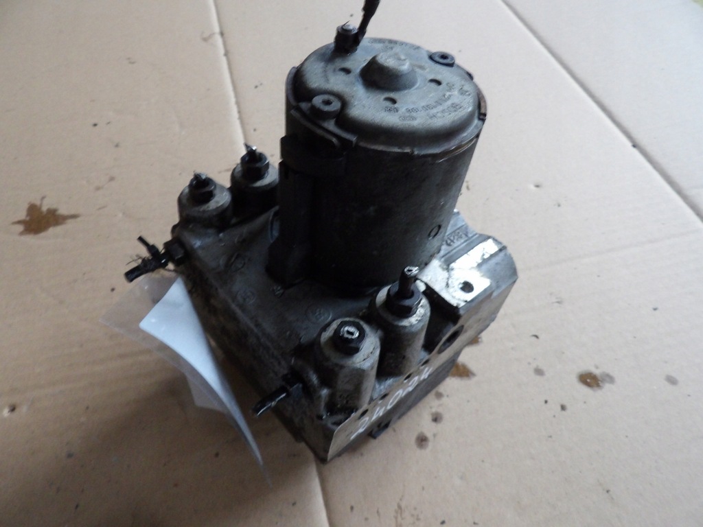 фото №1, Audi a4 b5 насос abs 0265214002