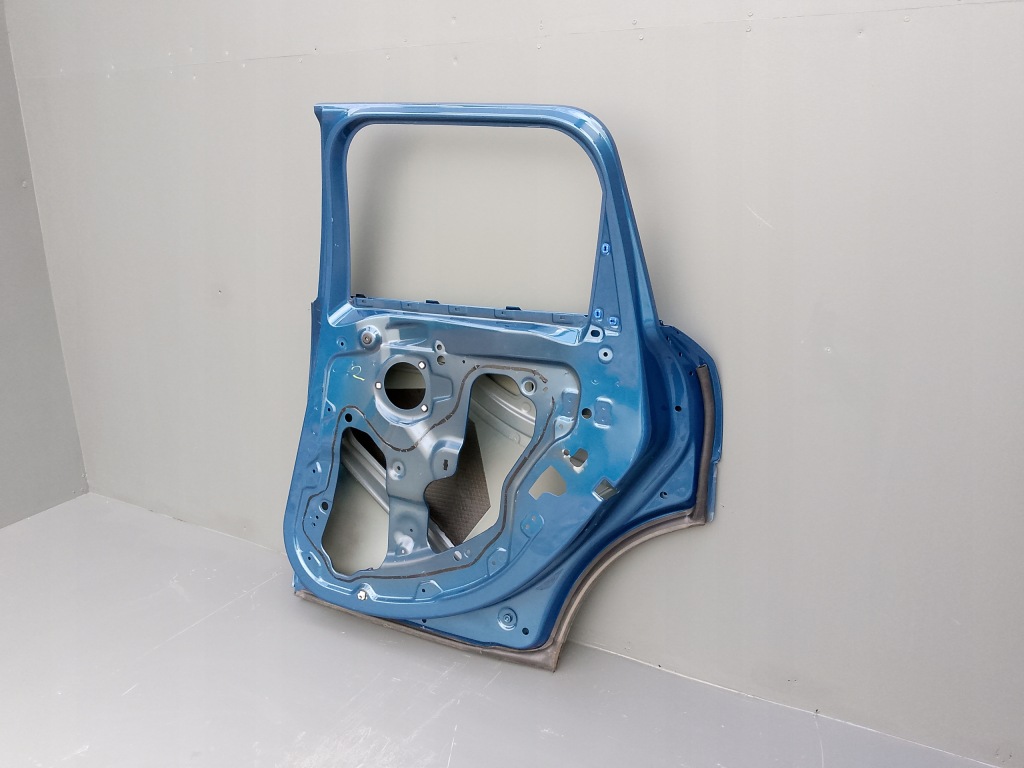 Купить Mini cooper countryman f60 2016- дверь правое  задняя задняя