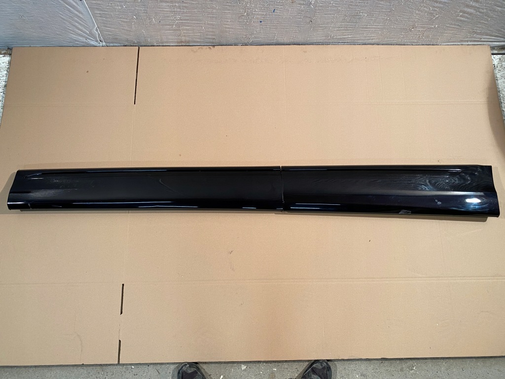 фото №1, Audi q8 4m8 молдинг дверь левый задняя задняя 4m8853969