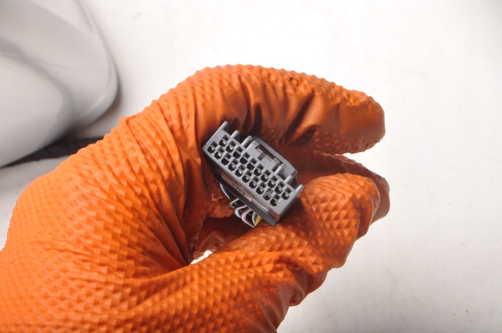 фото №11, Volvo xc90 ii зеркало правое 14 pin