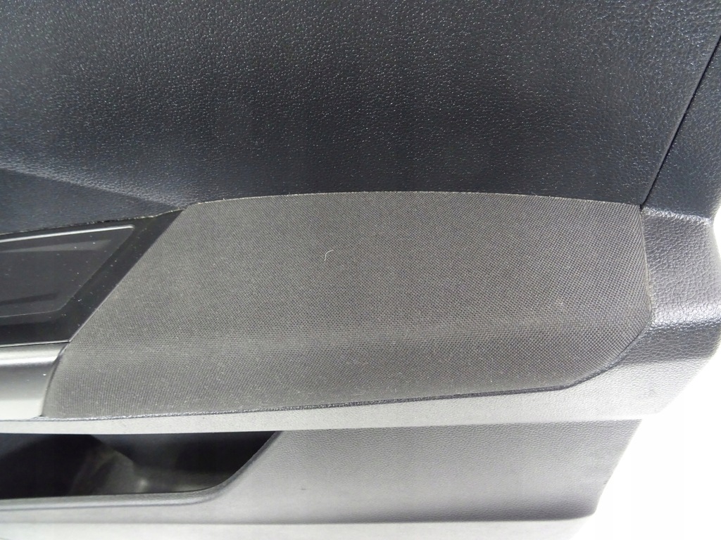 фото №10, Vw t roc обшивки обшивка дверь материал перед led