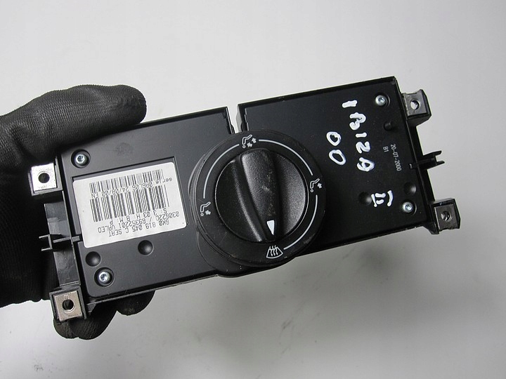 фото №1, Панель управление обдув seat ibiza ii 00r