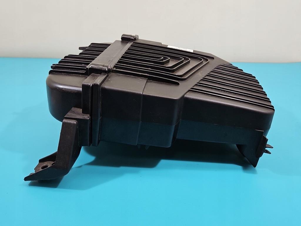 фото №9, Корпус фильтра воздуха dacia sandero i 08-12 165001429r 1.6b