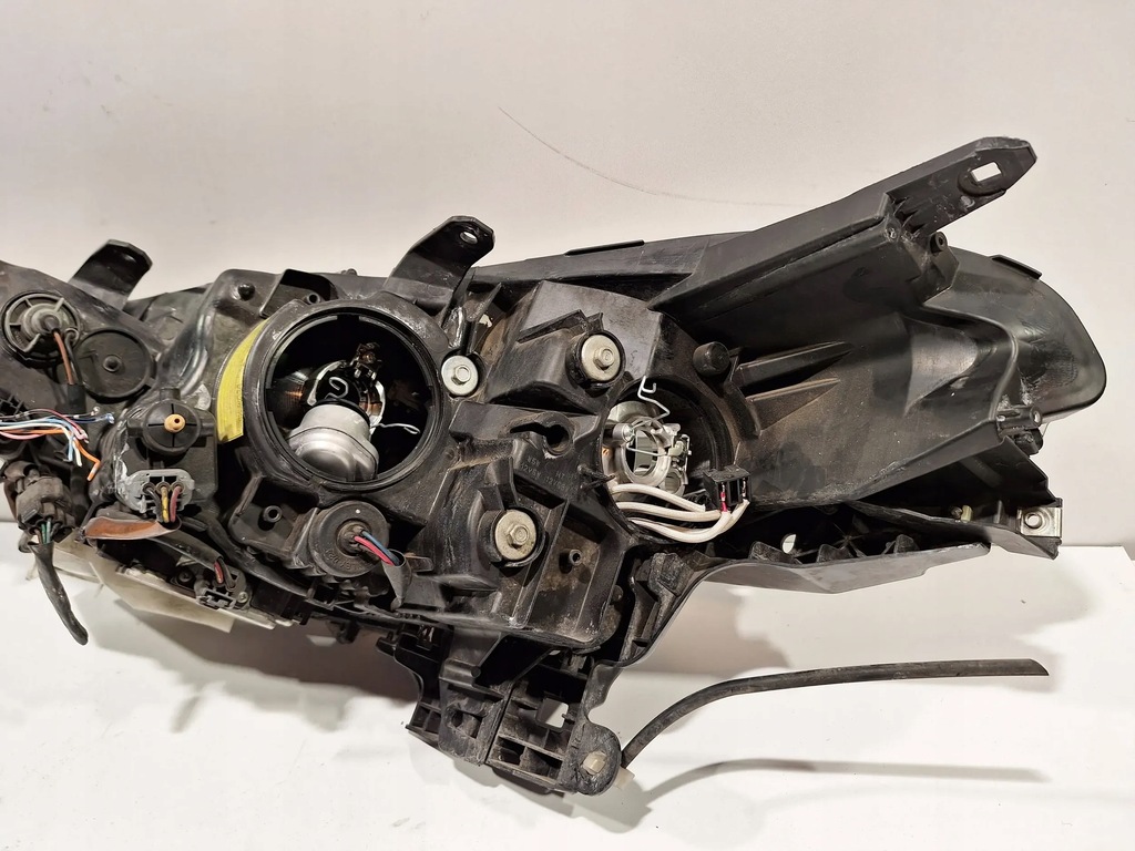 фото №9, Лампа ксенон правая citroen c-crosser 07-12