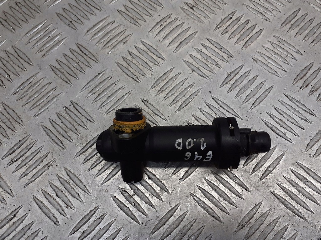 фото №1, Корпус термостата bmw e46 2.0 d 2247723