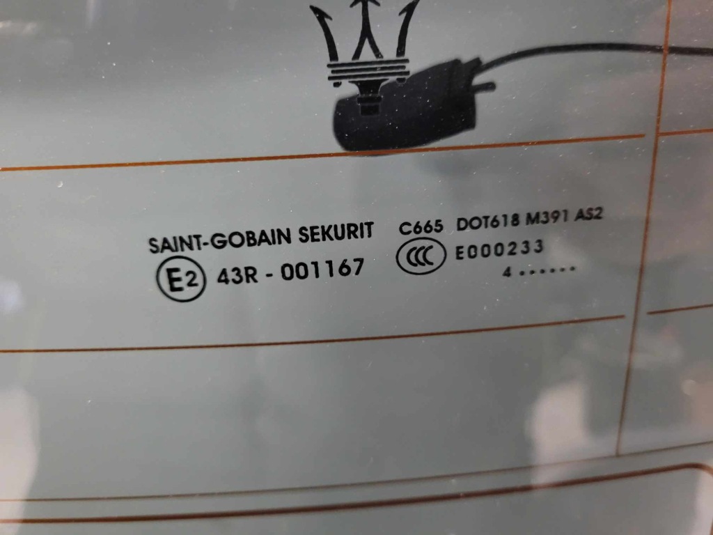 фото №3, Стекло задняя задняя maserati ghibli 2014