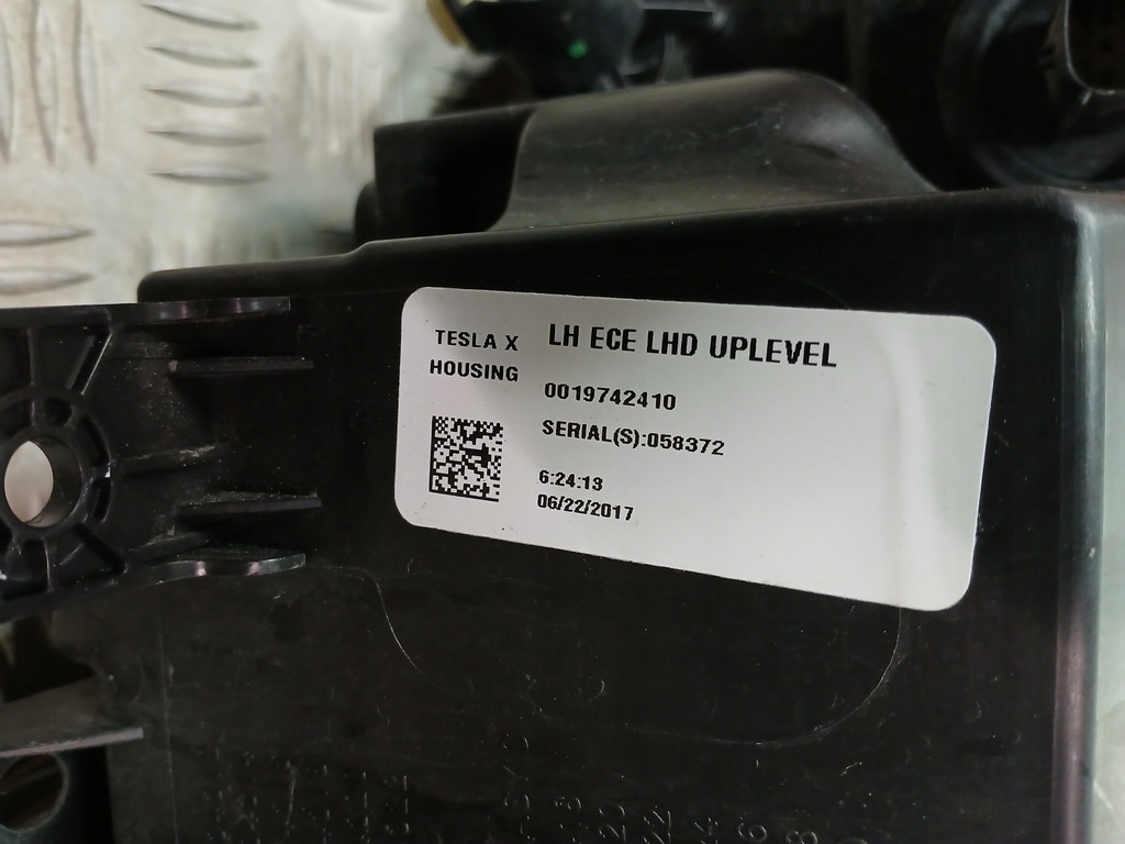 фото №15, Tesla x лампы комплект полный левая правая full led europa